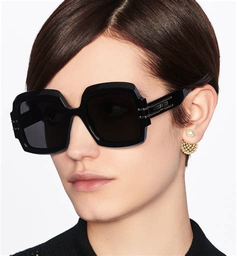 DiorSignature S1U sunglasses in black .